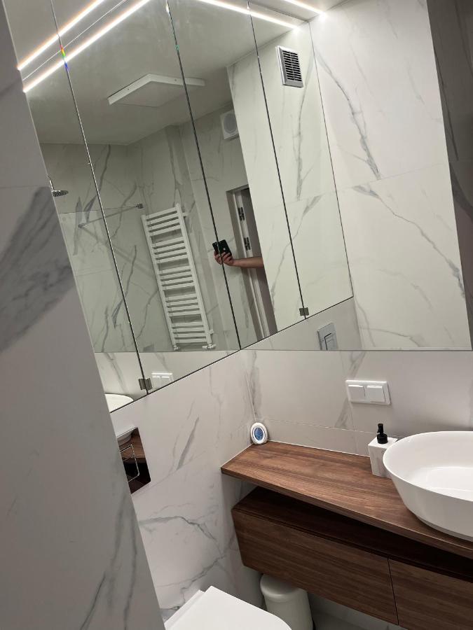 Warsaw Home Suites מראה חיצוני תמונה