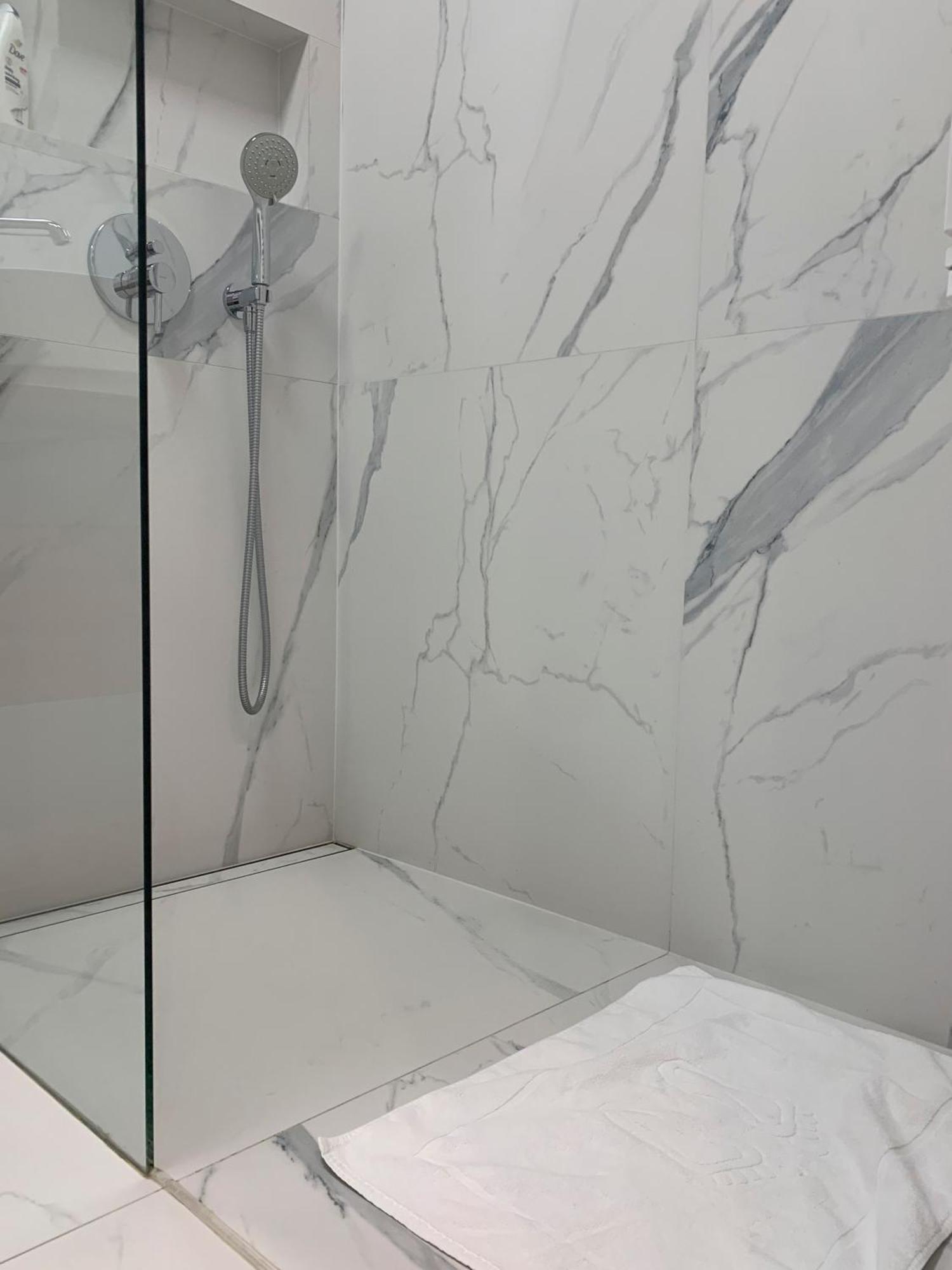 Warsaw Home Suites מראה חיצוני תמונה