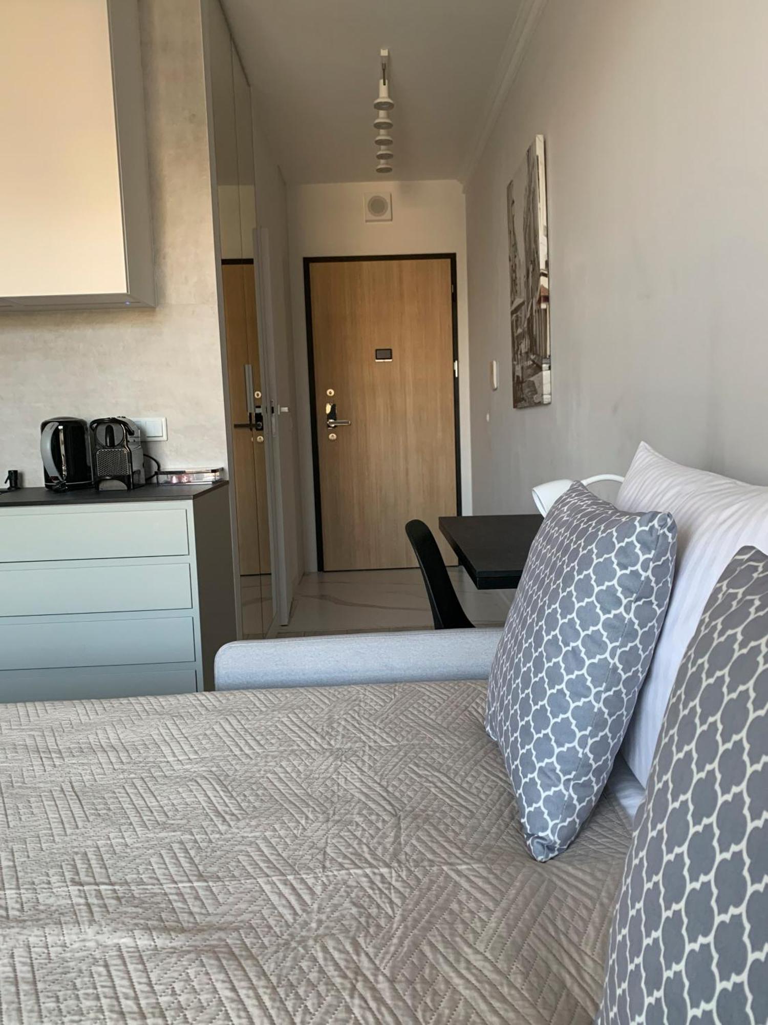 Warsaw Home Suites מראה חיצוני תמונה