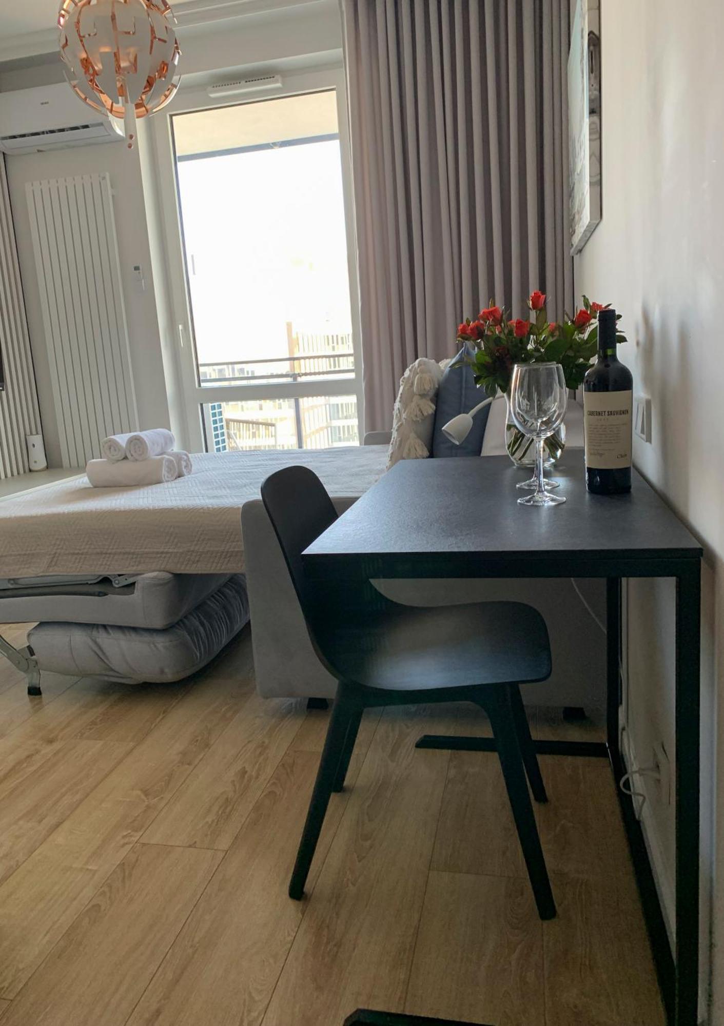 Warsaw Home Suites מראה חיצוני תמונה